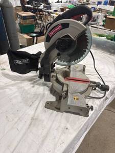 lot 1443 image: Craftsman 10-inch Miter Saw