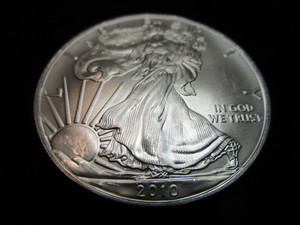 lot 34 image: 2010 American Eagle $1