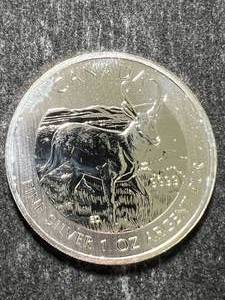 lot 57 image: 2013 CANADIAN PRONGHORN 1 TROY OZ .9999 FINE SILVER