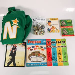 lot 7 image: Vintage Sports Lot
