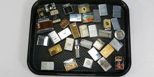 lot 20 image: Vintage Lighter Lot