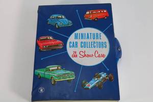 lot 41 image: Miniature Car Collectors Showcase Lot of 21