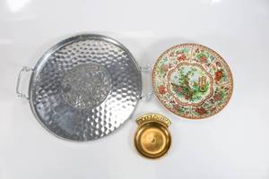 lot 53 image: Vintage Decoration Trays Lot of 3