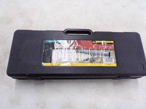 lot 22 image: Bushnell Spotting Scope with Case 15 x 45