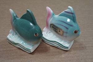 lot 86 image: Vintage Salt & Pepper Shaker Set - FIsh