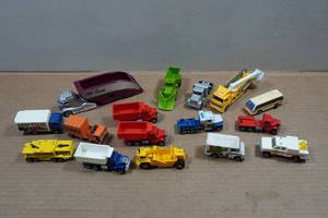 lot 108 image: Hot Wheels Commercial Vehicles