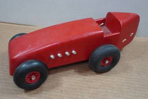 lot 131 image: Wood Car with Rubber Tires