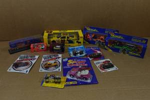 lot 242 image: Assorted Die Cast Cars