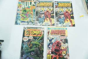 lot 171 image: Vintage Marvel & DC Comics