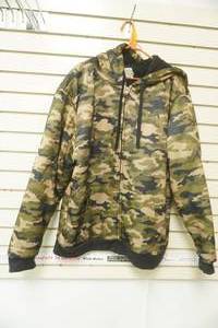 lot 234 image: Mens Camo Zip-Up Sweatshirt. Open Trails Size 2XL. NEW With Tags