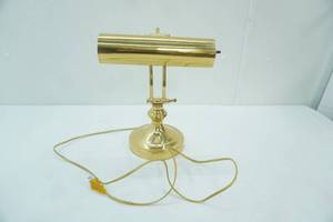 lot 134 image: Polished Brass Piano Lamp