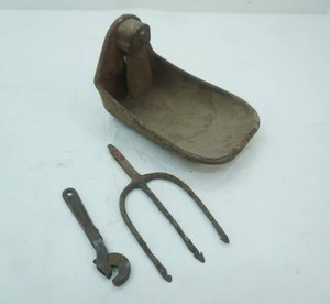 lot 28 image: Antique Livestock Watering Cup and Other Cast Iron Tools