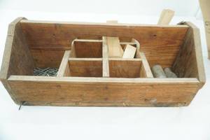 lot 81 image: Wooden Tool Tray with Hardware