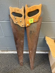 lot 30 image: Lot of 2 wood saws
