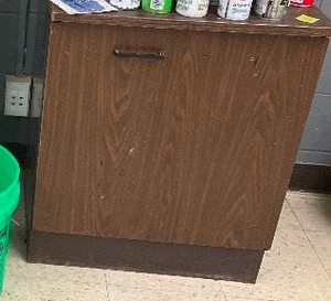 lot 71 image: Brown office cabinet