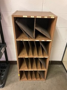 lot 166 image: File Sorter