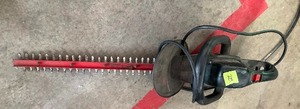 lot 229 image: Hedge trimmer & electric chain saw