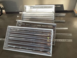 lot 232 image: Lot of 4 lights