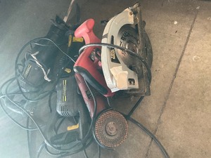 lot 236 image: Power tool lot