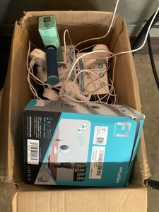 lot 244 image: Lot of security cameras