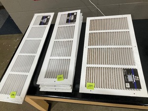 lot 254 image: Lot of sidewall grill covers