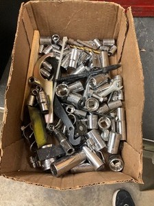 lot 288 image: Box of sockets and misc