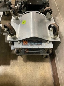 lot 296 image: Heavy duty 4 wheel metal carts