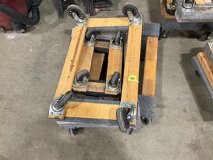 lot 303 image: Lot of wooded carts