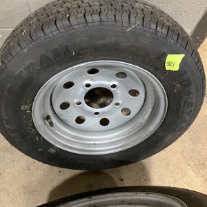lot 321 image: Spare tire