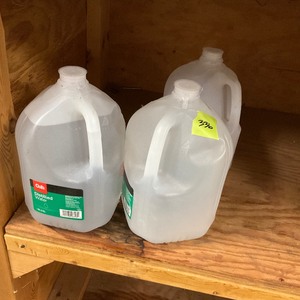 lot 336 image: Distilled water