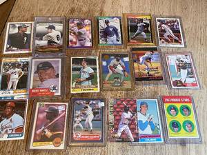 lot 14 image: ToppsFleer Vintage Baseball Card Lot - Mantle, 1963 Rookie Stars