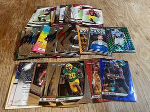 lot 37 image: Panini Mosaic 2025 NFL Football Cards - Geno Smith No.101, Drake Maye, JAXON DART & More