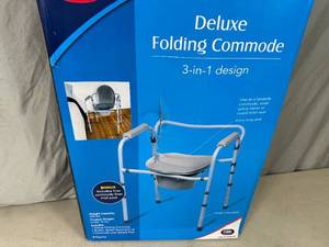 lot 10 image: New Deluxe Folding Handicap  Mobility Commode