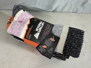 lot 74 image: 4 New Pair Performance Boot Socks