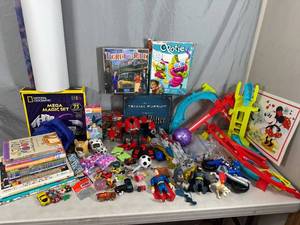 lot 106 image: Large Lot of Toys, Games, Car Tracks, Books, and More