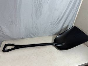 lot 111 image: Brand New Bully Tools Poly Scoop Shovel