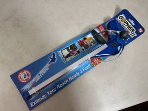 lot 138 image: New Gopher II Folding Reach  Pickup Tool