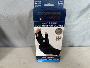lot 144 image: New Copper Fit Hand Relief Compression Gloves