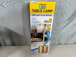 lot 156 image: New Cordless LED Table Lamp