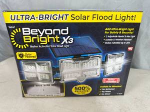 lot 157 image: New Beyond Bright X3 Solar Powered Floodlight