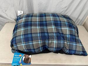 lot 241 image: New Large Pet Bed  Dog Bed