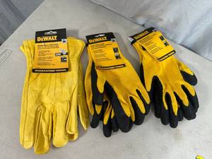 lot 244 image: New Dewalt Leather Gloves and Coated Gripper Work Gloves - Size M
