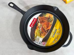 lot 249 image: New 12 inch Cast Iron Skillet