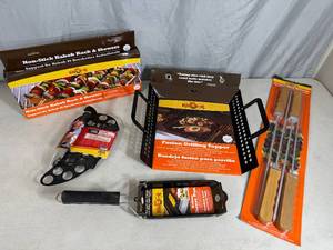 lot 307 image: New BBQ Cooking Accessories