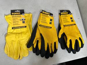 lot 309 image: New Dewalt Leather Gloves and Coated Gripper Work Gloves - Size XL