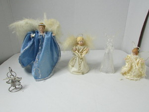 lot 44 image: Porcelain Angels