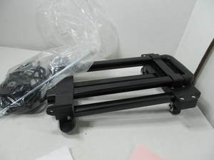 lot 15 image: GardenGrocery Cart