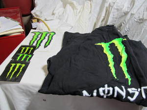 lot 127 image: Monster T-Shirts