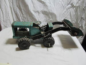 lot 162 image: High Lift Loader