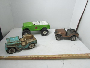 lot 171 image: Vintage Tonka Toys Jeepsters